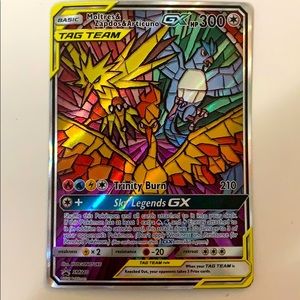 Moltres&Zaptos&Articuno GX TAG TEAM Pokémon card